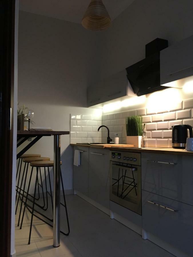 Marzec Apartamenty Gniezno Esterno foto